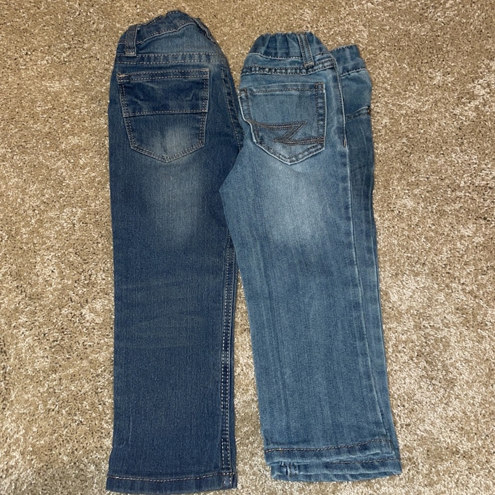 Toddler boys huddle Jeans